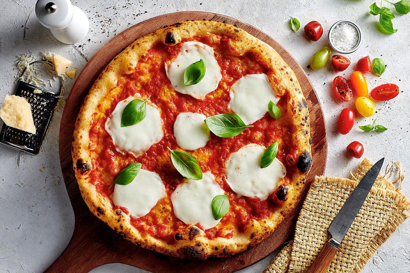 Margherita Pizza at Street Pizza